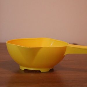 Vintage 1970s Tupperware Strainer